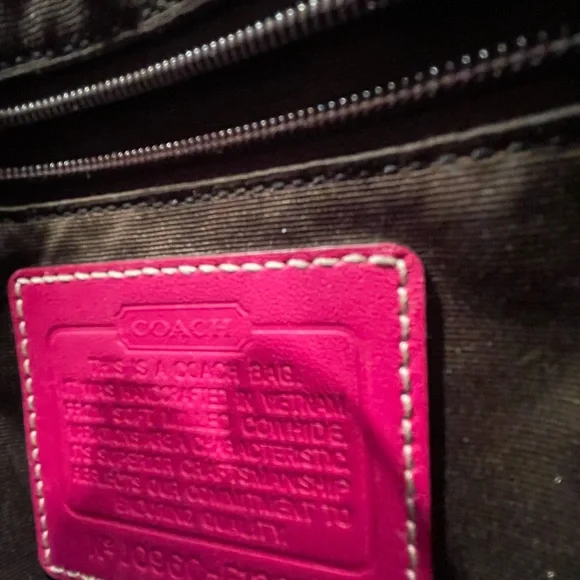 Vintage Fuchsia Hamilton Coach Leather Bag - Picture 14 of 15